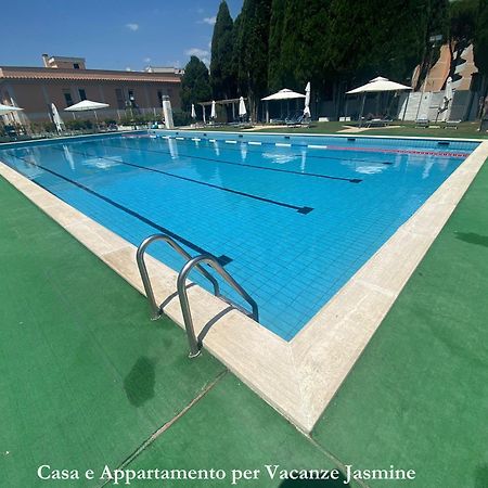 רומא Casa E Appartamento Per Vacanze Jasmine מראה חיצוני תמונה