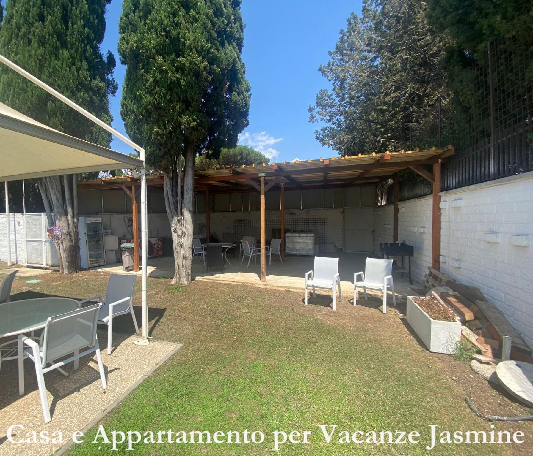 רומא Casa E Appartamento Per Vacanze Jasmine מראה חיצוני תמונה