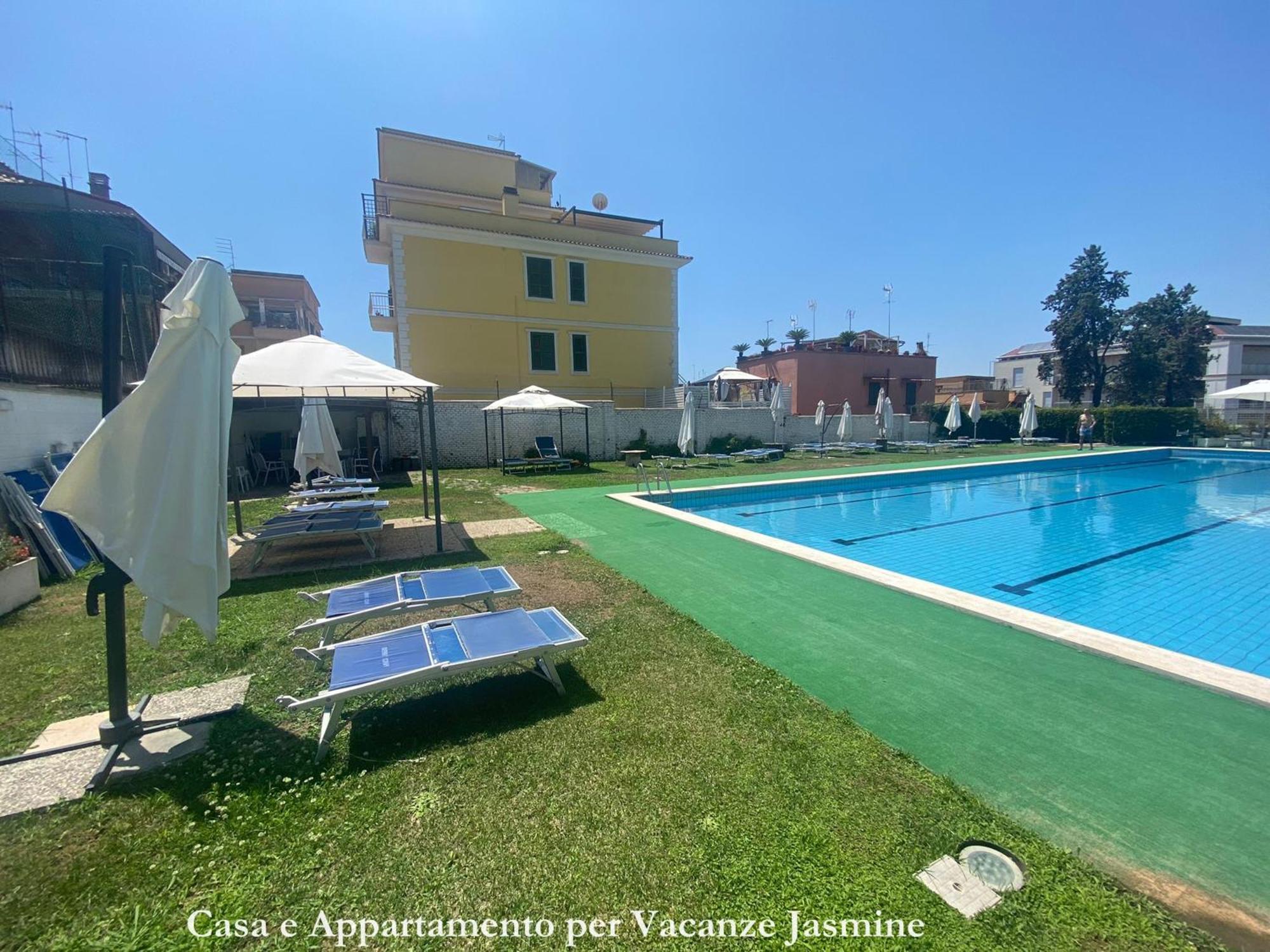 רומא Casa E Appartamento Per Vacanze Jasmine מראה חיצוני תמונה